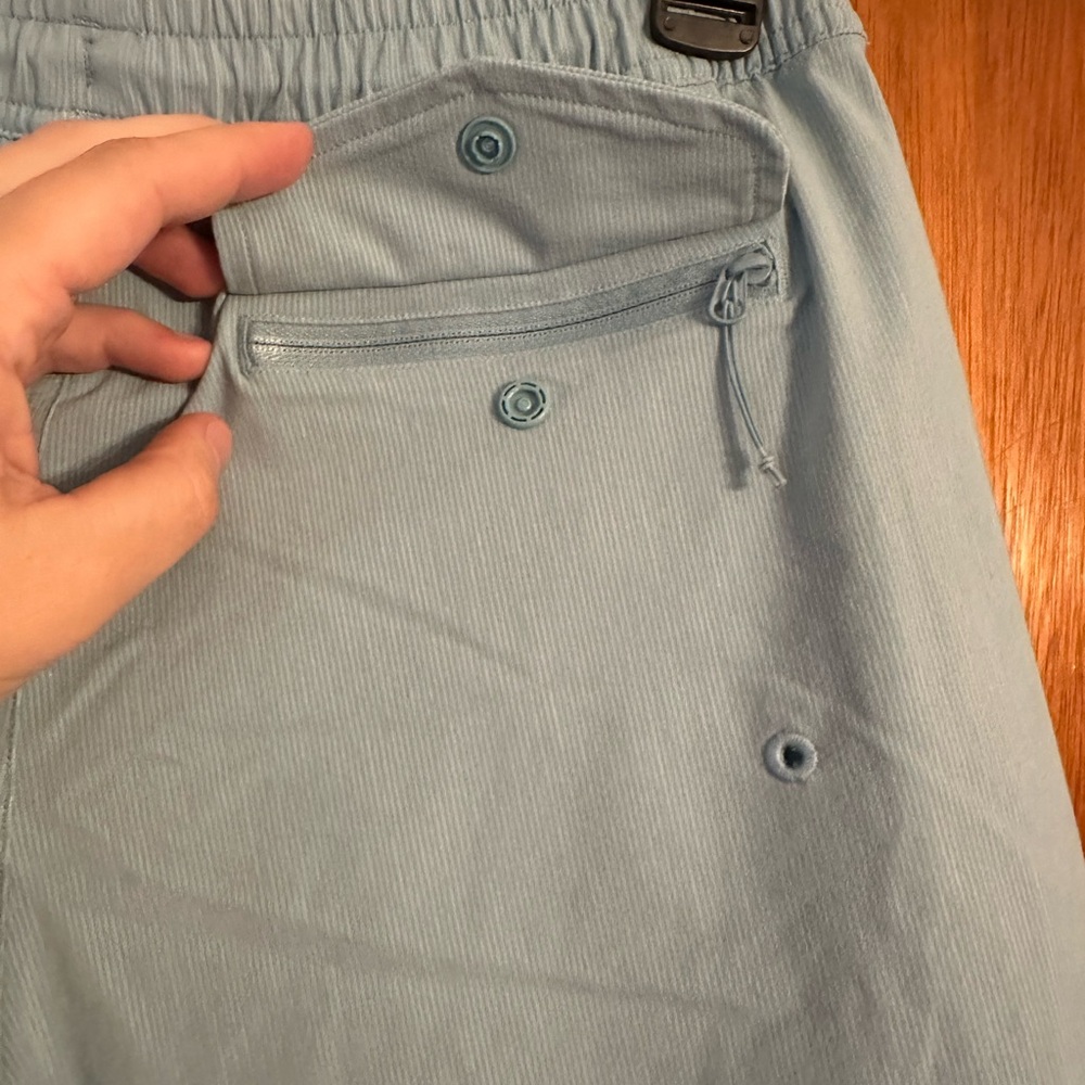 Athleta Marin 5” Blue Board Shorts Lightweight Performance - Picture 5 of 5